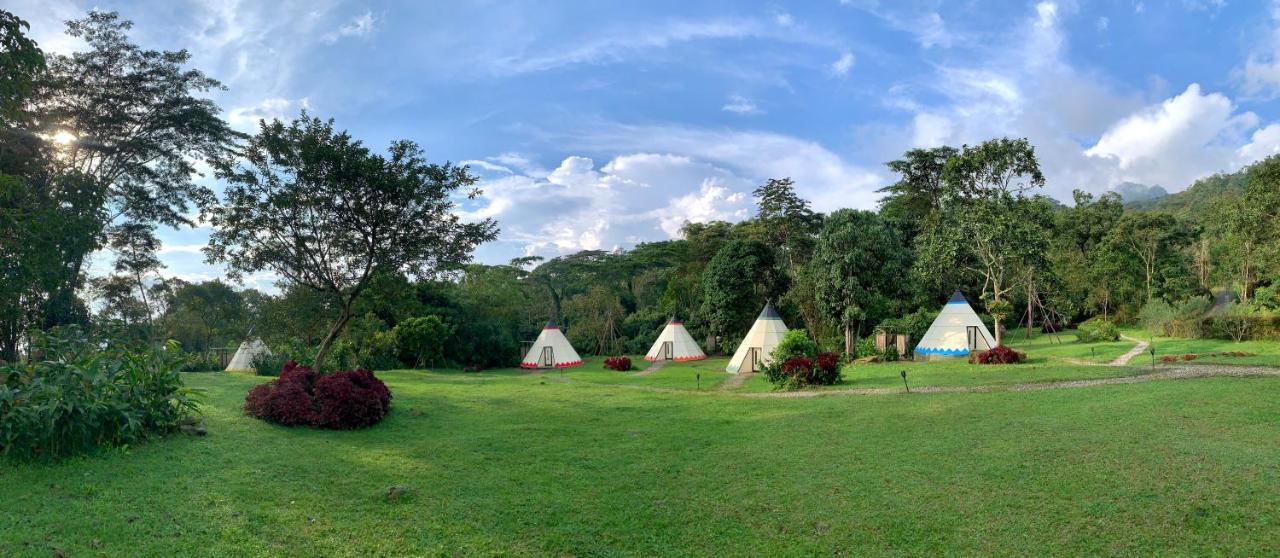 Refugio Del Bosque Glamping Hotel La Mesa  Eksteriør billede