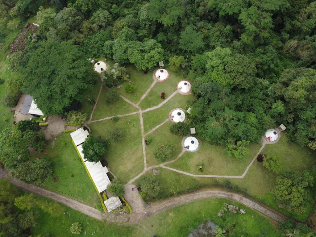 Refugio Del Bosque Glamping Hotel La Mesa  Eksteriør billede