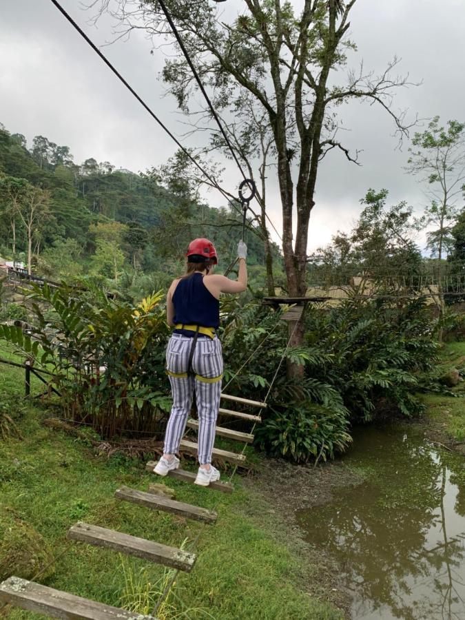 Refugio Del Bosque Glamping Hotel La Mesa  Eksteriør billede