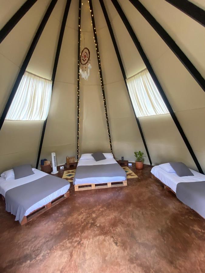 Refugio Del Bosque Glamping Hotel La Mesa  Eksteriør billede